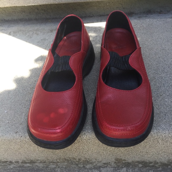 Dansko Red Mary Janes size 37 - Picture 2 of 8
